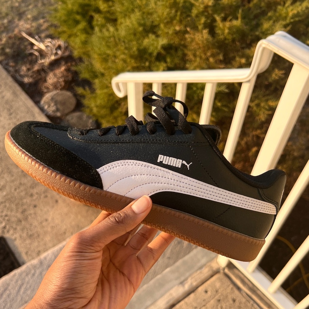Puma Sneakers